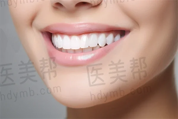 杨红