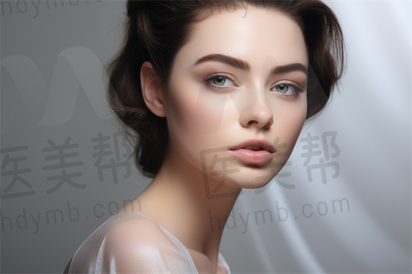 新疆整形医院排名前五：探索优选择，包括新疆千禧丽人整形美容医院与新疆刘畅美容整形门诊部，助您焕发美丽魅力！