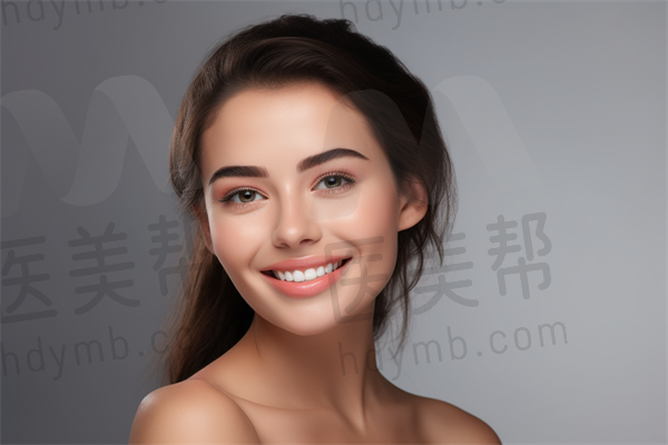 焕发新颜的机会来了！顺合作西医结合医院整形激光美容医疗中心光子嫩肤现仅需1980元起，原价2980元起，快来体验吧！